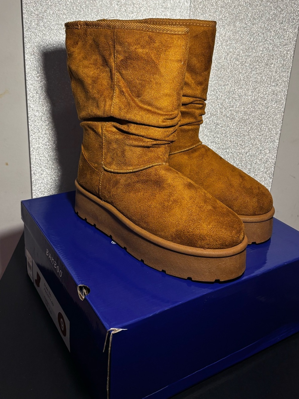 BRAND NEW! Women’s Brown Winter Boots🤎cute & comfy for the cold weather! - Picture 4 of 12